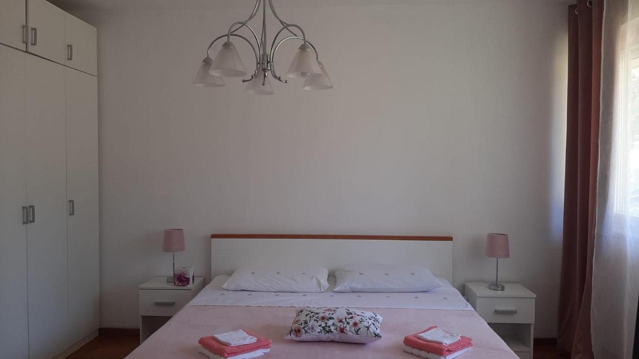 Apartamento Apartman Iris Split Exterior foto